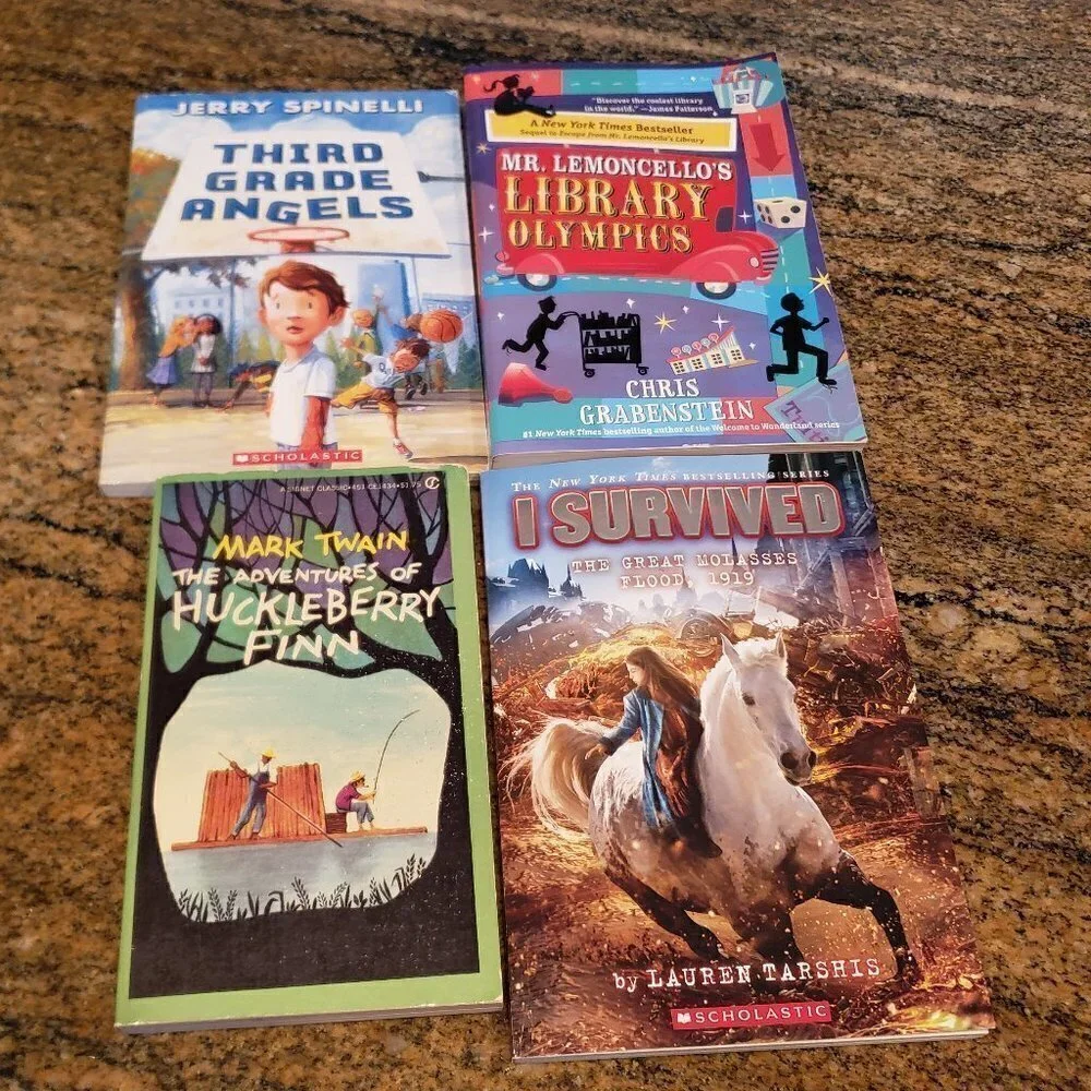 (Set of 4) Kids Softbound Books